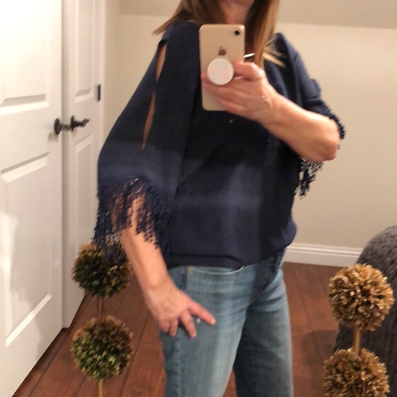 SzS navy blue fringed boho top - Picture 9 of 12